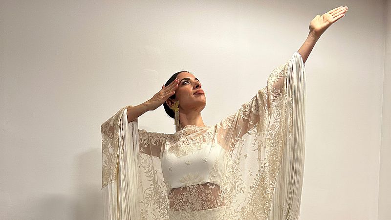 Blanca Paloma vuelta alto en el Festival da Canção 2023 con estas 'alas de Manila'