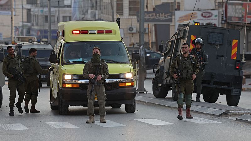 Palestinos e israelíes se comprometen en Jordania con la "desescalada" en una jornada con nuevos ataques
