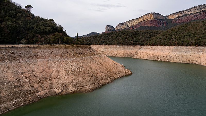 Cataluña declara la excepcionalidad hídrica en 224 municipios con restricciones de agua