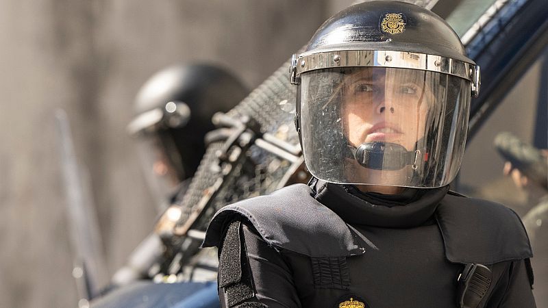 RTVE.es estrena el tráiler de 'Asedio', un thriller con Natalia de Molina que se presentará en Málaga