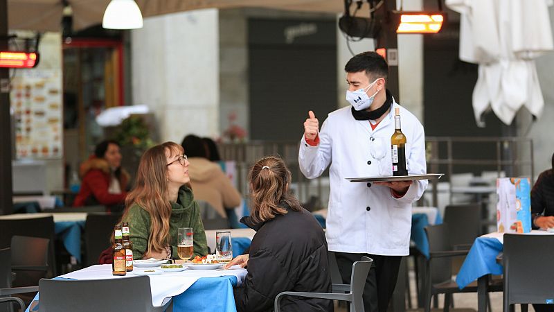 El paro en la eurozona sigue en el 6,7% en enero y España tiene la cifra más alta con una tasa del 13%