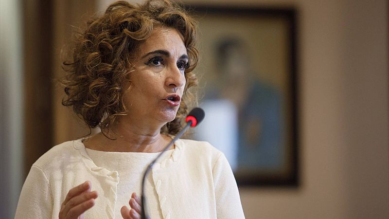 Montero pide a Bendodo que aclare el contrato de la Junta de Andalucía con una empresa de 'Mediador'