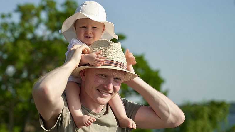 ¿Qué les pasa a los hombres cuando son padres?