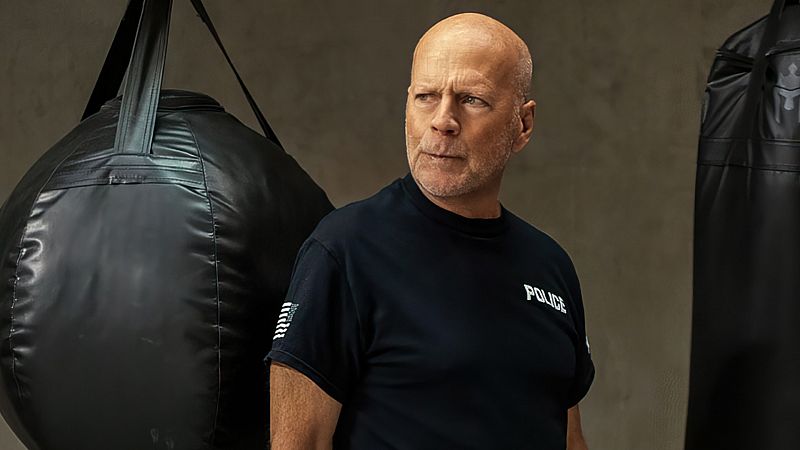 Bruce Willis, perseguido por los fotógrafos: su mujer pide que le dejen tranquilo
