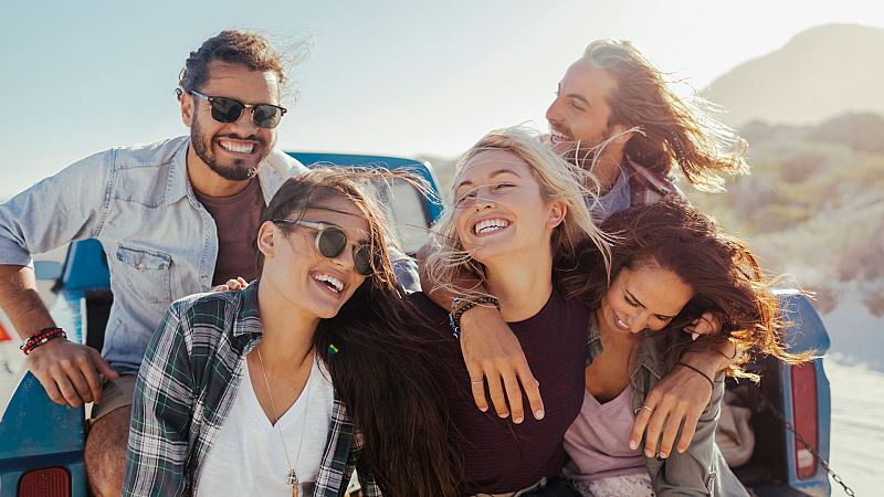 ¿Cómo caer bien a la gente? 6 consejos para conseguirlo