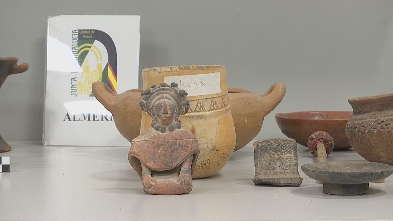 Se han incautado ms de 150 piezas arqueolgicas de diversas procedencias que se expondrn en el museo de Almera