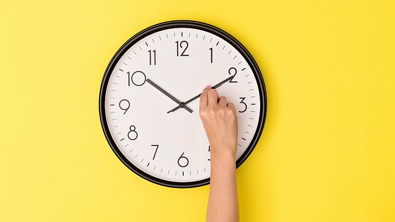 ¿Cuándo es el cambio de hora en marzo de 2023? ¿Dormimos una hora más o menos? Todos los detalles