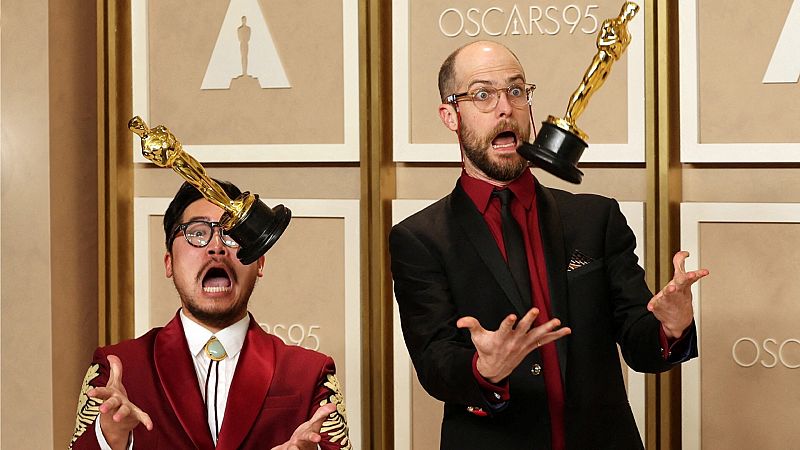 'Todo a la vez en todas partes' gana los Oscar: siete premios para la película de los Daniels