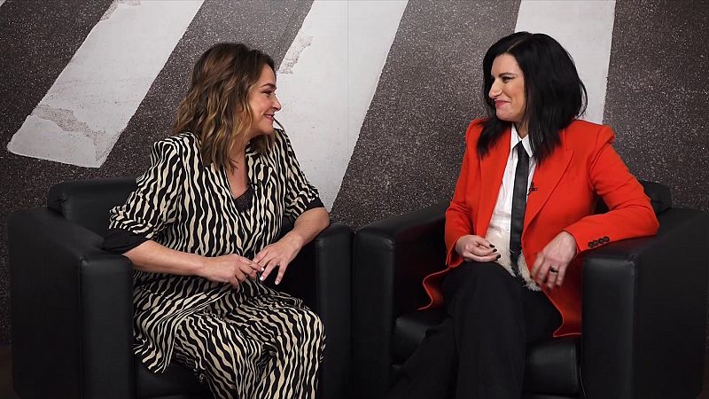 Laura Pausini recuerda cuando sacó del armario a Toñi Moreno