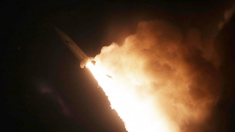 Corea del Norte lanza dos misiles estratégicos de crucero desde un submarino