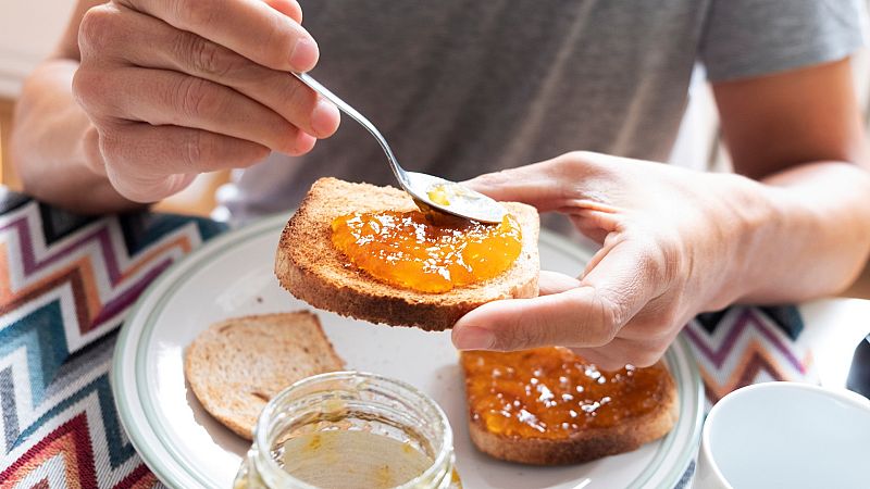 Desayunos saludables: qué alimentos debemos evitar y alternativas