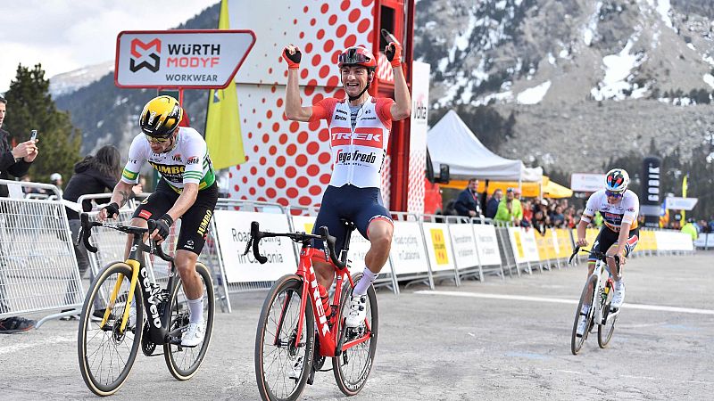 Ciccone bate a Roglic y Evenepoel en la cima de Vallter