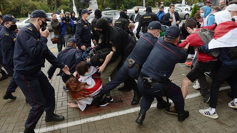 Un nuevo informe de la ONU acusa a Bielorrusia de crímenes de lesa humanidad