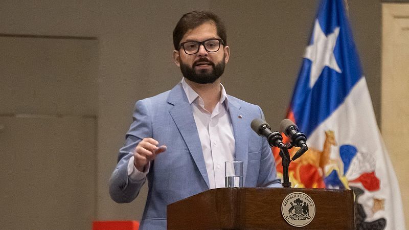 El Constitucional de Chile desestima los recursos contra los polémicos indultos de Boric