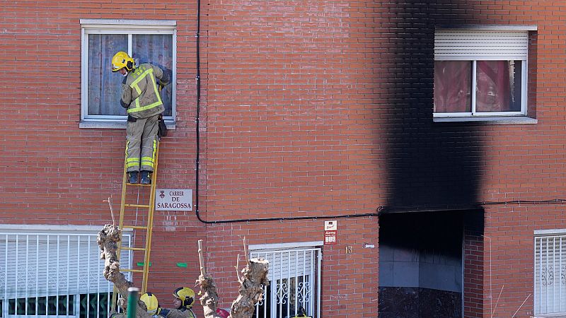 Tres muertos en un incendio en un bloque de viviendas en Rubí, Barcelona