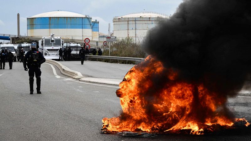 La huelga en Francia provoca que España exporte más gas al país galo que el que recibe de Argelia