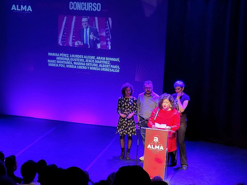 El equipo de guionistas de 'Saber y ganar', galardonados en los Premios Alma