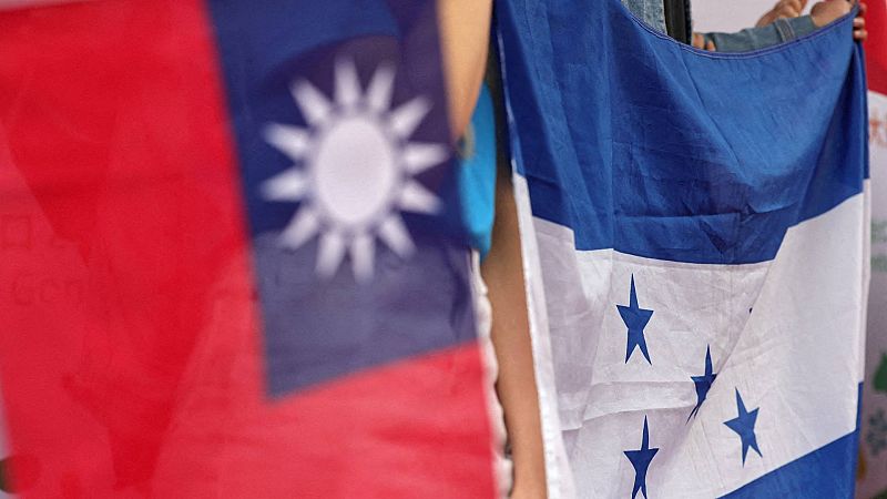 Honduras anuncia la ruptura de sus relaciones diplomáticas con Taiwán y las establece con China
