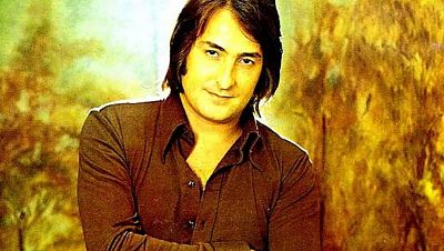 Las cuñas de RNE - 50 aniversario de la muerte de Nino Bravo en Memoria de Delfín - Escuchar ahora