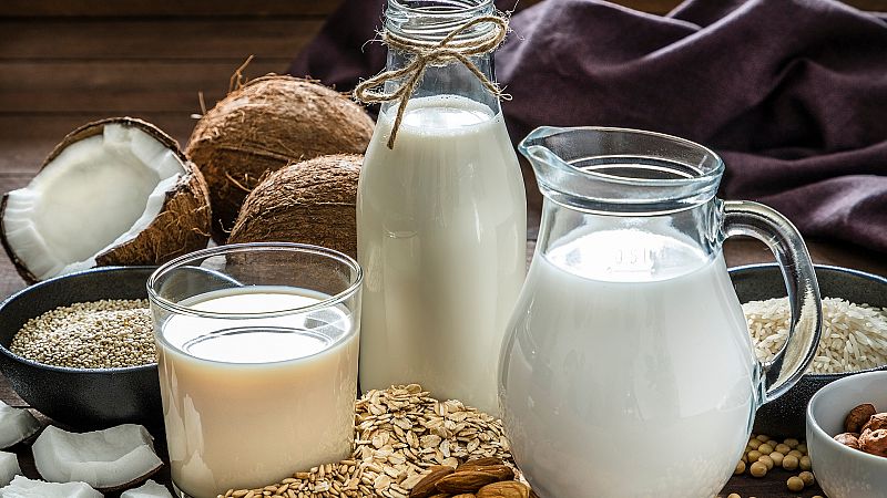 5 curiosidades de las "leches" vegetales que quizá no sabías