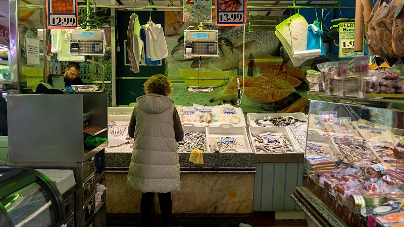 El Banco de España alerta del riesgo que tienen las rentas bajas por la subida de los alimentos