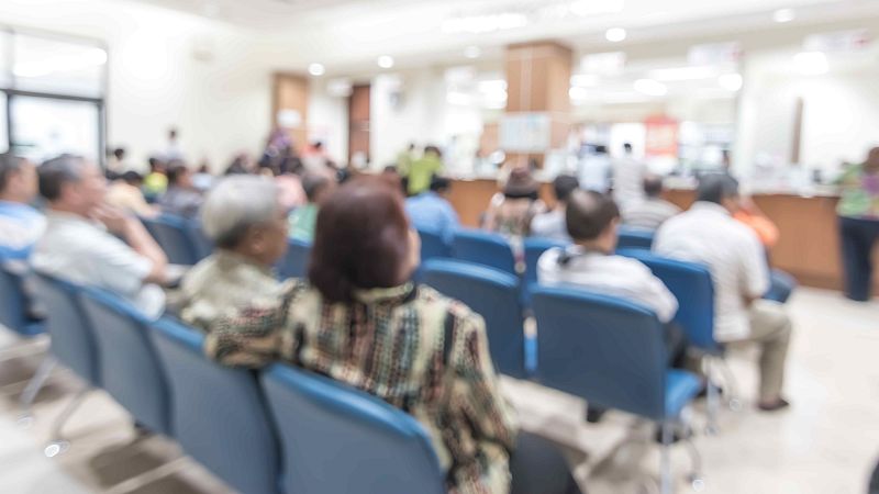 Los españoles tienen que esperar más de 9 días de media para ser atendidos por su médico de cabecera, según el CIS