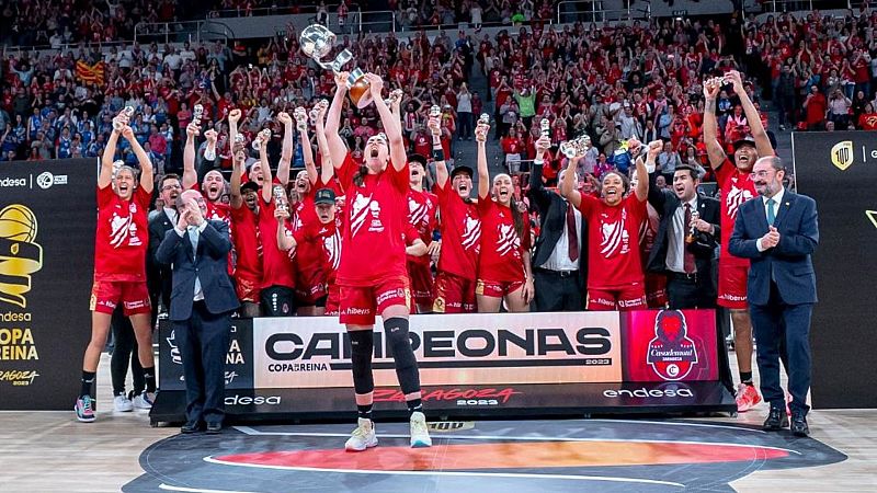 El corazn del Casademont Zaragoza le hace levantar el trofeo en 'su' Copa de la Reina