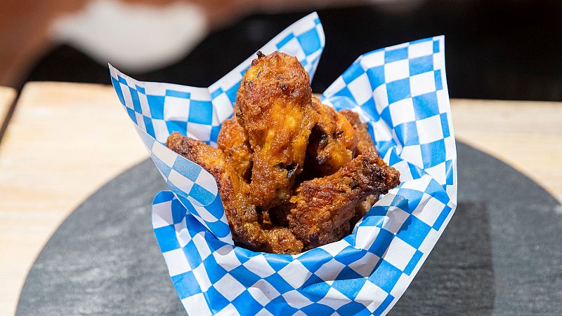 Receta de alitas de pollo al estilo americano de MasterChef