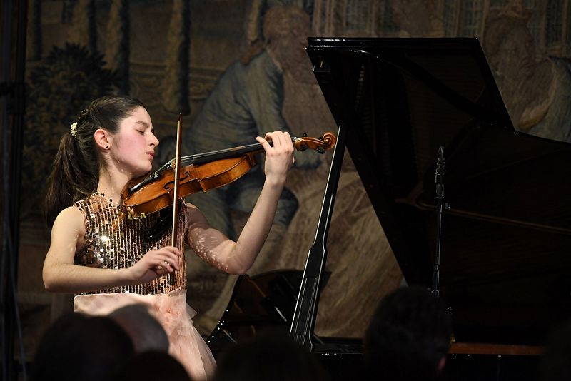 María Dueñas interpreta con la Orquesta Sinfónica RTVE el Concierto para violín de Brahms esta semana en el Monumental