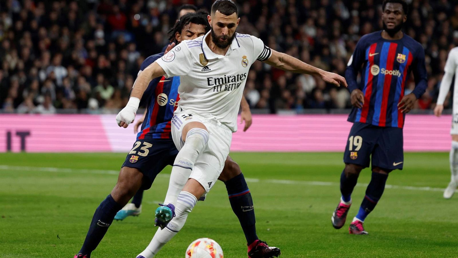Barcelona - Real Madrid: Benzema y Lewandowski afinan la puntería | Ver