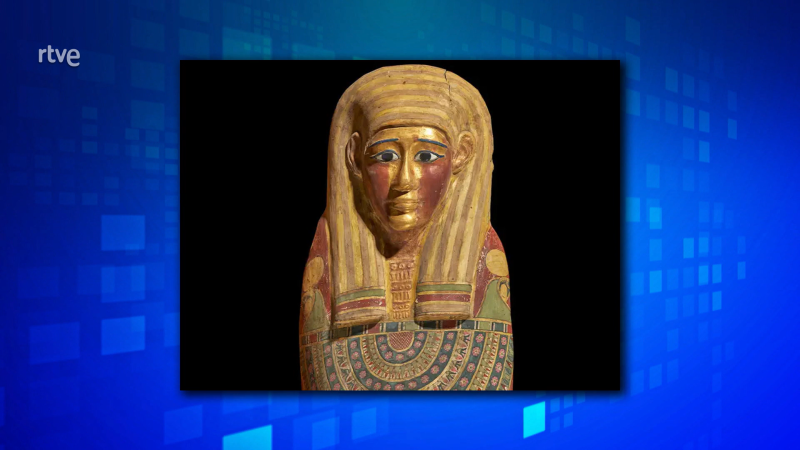 El niño de oro, la momia llena de amuletos