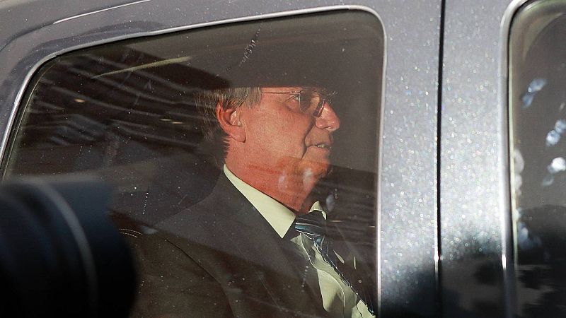 Bolsonaro acude a declarar a la Policía por el caso de las joyas que recibió por parte de Arabia Saudí