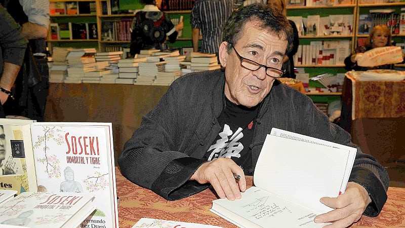 Fernando Sánchez Dragó y sus mejores momentos en RTVE: del "milenarismo" de Arrabal a los sobresaltos familiares de Cela