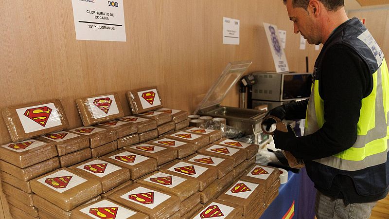 Desmantelan en Pontevedra el mayor laboratorio de cocana de Europa, capaz de producir 200 kilos de droga al da