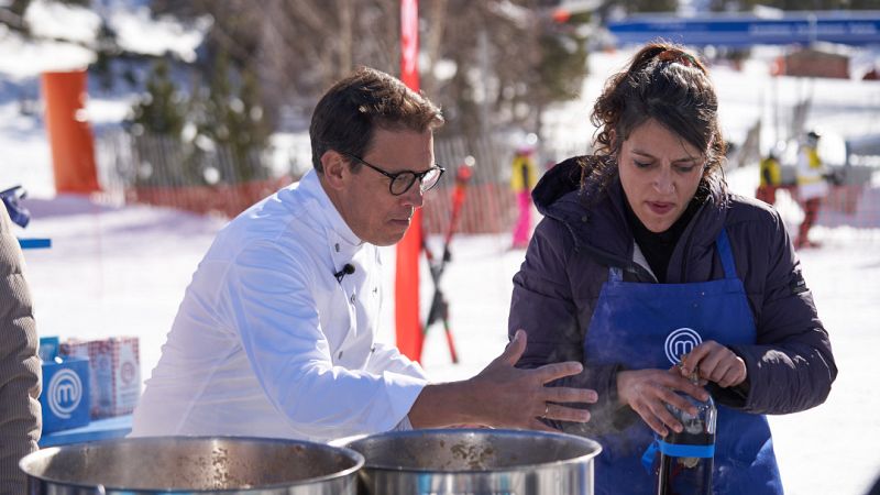 El chef Francis Paniego pierde los nervios por la torpeza de los aspirantes de 'MasterChef': "Estáis en la mierda"