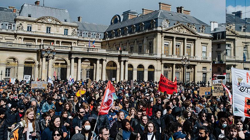 Jornada clave en Francia: el Consejo Constitucional decide si avala la reforma de las pensiones de Macron