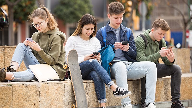 Cómo manejar las emociones de los adolescentes