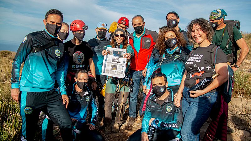 Beatriz Flamini, tras pasar 500 das aislada en una cueva: "No he pensado ninguna vez en abandonar, no quera salir"