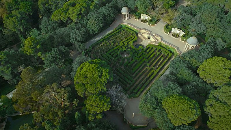 Qu secretos esconden los jardines del Laberinto de Horta de Barcelona? Est lleno de smbolos y enigmas!