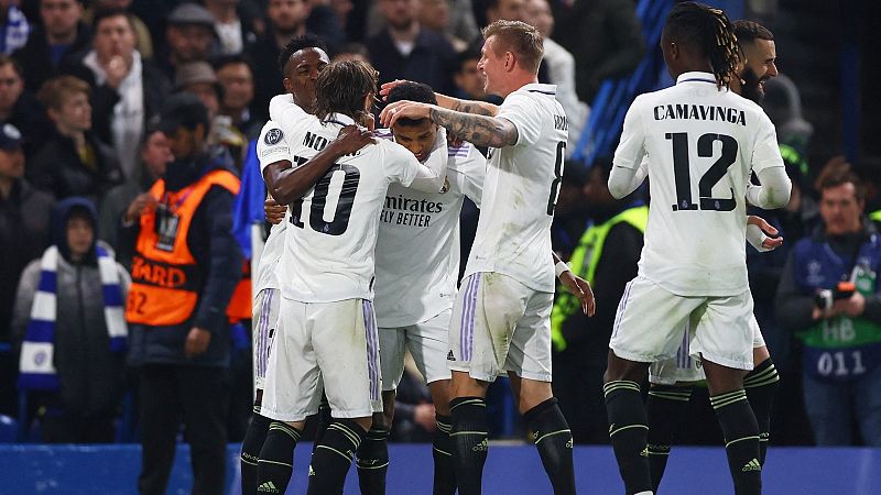 Chelsea 0-2 Real Madrid: un doblete de Rodrygo convierte lo extraordinario en rutina y mete al Madrid de nuevo en semis