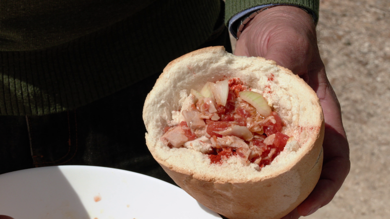 Receta de poza, el "bocadillo" más fácil, fresco y típico de Colmenar de Oreja