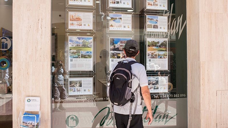 Las comunidades del PP plantan cara a la política de vivienda del Gobierno