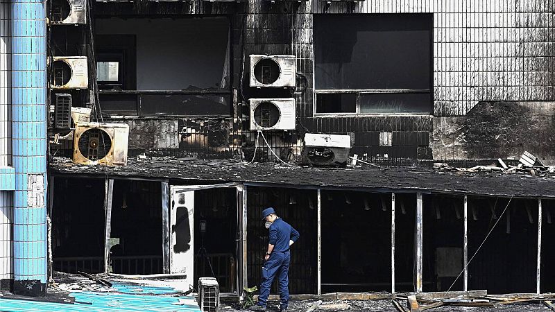 Mueren al menos 29 personas en un incendio en un hospital de Pekín