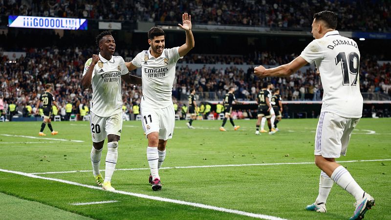 Real Madrid 2 - 0 Celta: Asensio guía al Madrid y mete presión al Barça