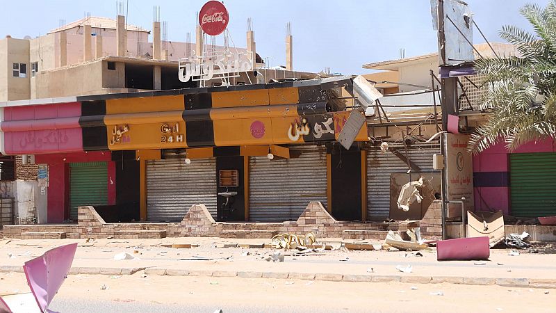 Jartum vive el segundo día de tregua en medio de una calma tensa mientras se aceleran las evacuaciones de civiles