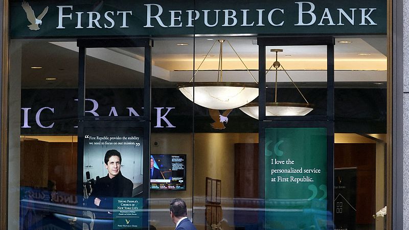El First Republic Bank se desploma tras perder este martes la mitad de su valor en bolsa