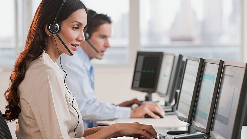 El Congreso aprueba la ley de Atención al Cliente que limita a tres minutos la espera telefónica