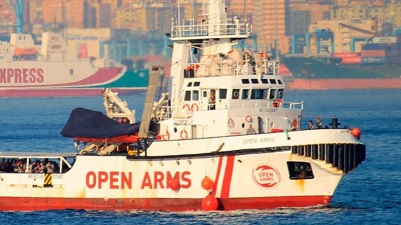 Open Arms rescata más de 90 migrantes y recupera un cuerpo en el Mediterráneo