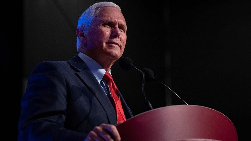 El exvicepresidente de EE.UU. Mike Pence testifica ante el tribunal sobre el asalto al Capitolio