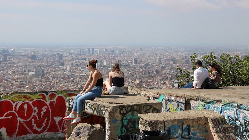 Nou horari dels búnquers del Carmel contra les festes il·legals